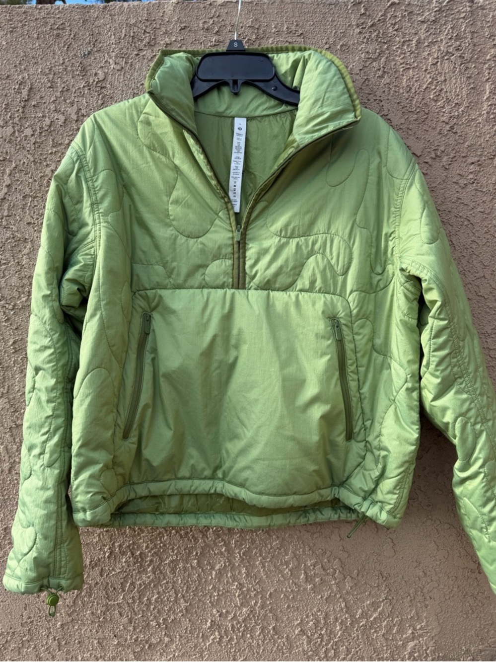 Lululemon Insulated Quilted Pullover Women’s Jacket with Front Pocket Size 6